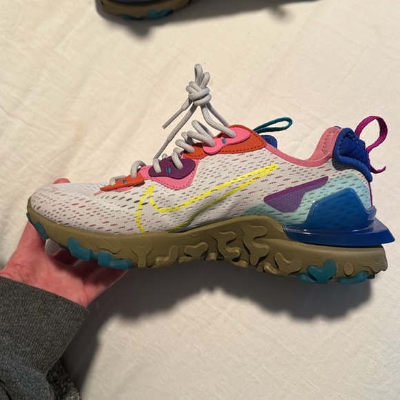 nsw react vision sneaker